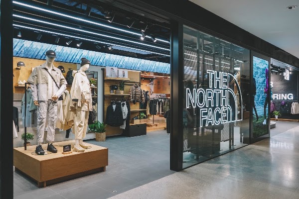 The North Face Shop (Central World Plaza) 1