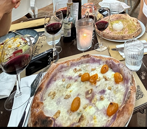 Villa Zuccaro Pizzeria Taormina 2