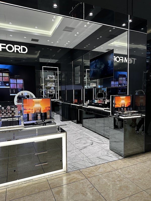 TOM FORD BEAUTY