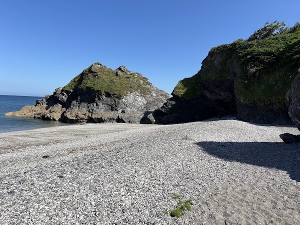 Polstreath Beach