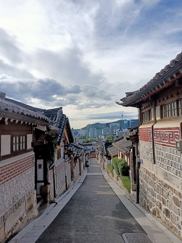 Bukchon Yukgyeong (Photo Spot)