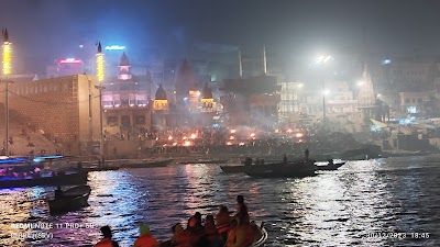 Manikarnika Ghat - Manikarnika Mahashamshan Ghat