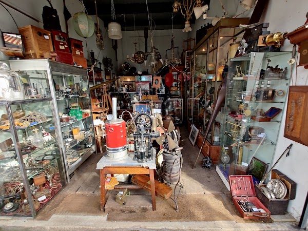 Saint Ouen flea market 4