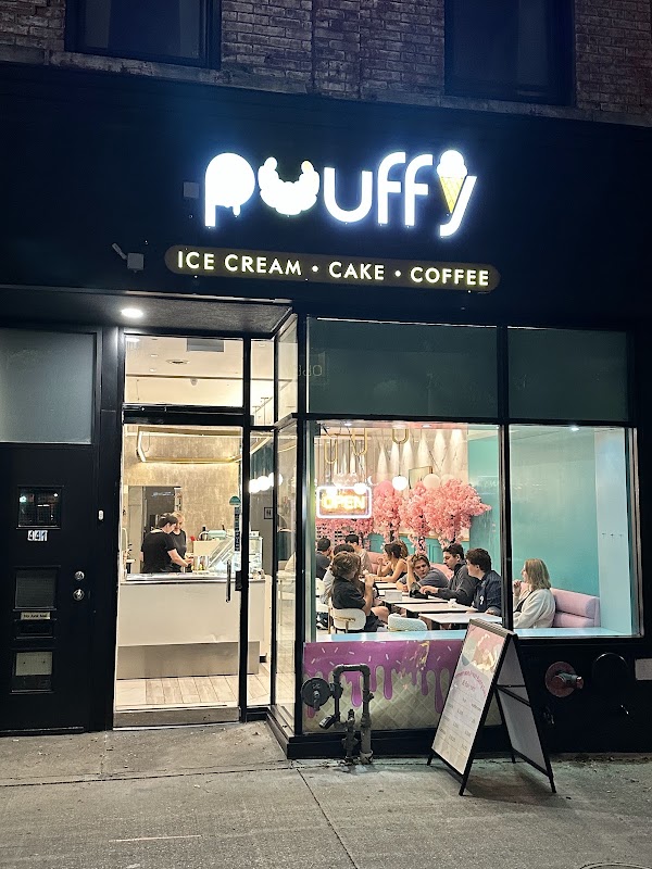 Puuffy Bakery & Ice Cream 1