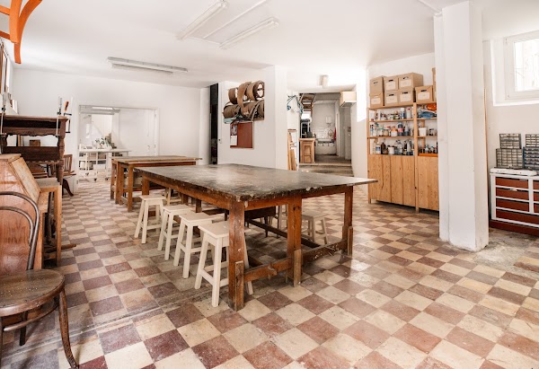 Artlier - Escola de Artes e Ofícios
