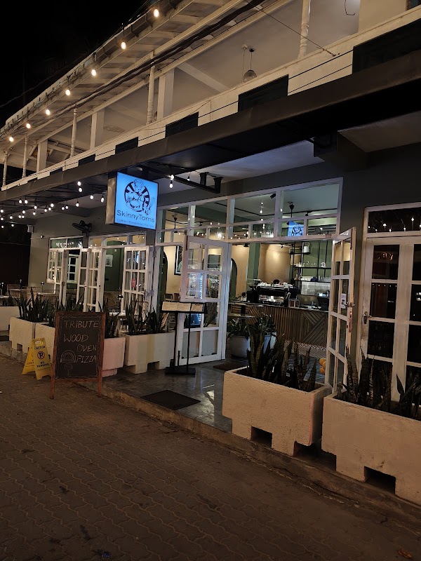 SkinnyTom's Deli 2