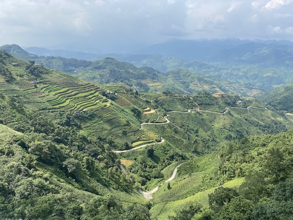 Ha Giang Loop Tour with Lotus Group 2