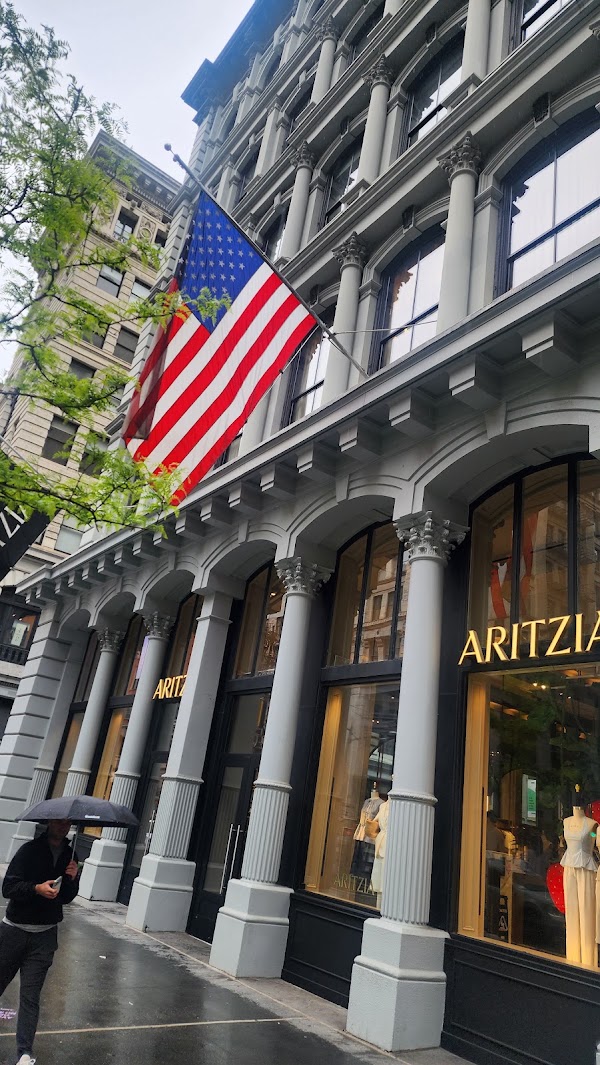 Aritzia