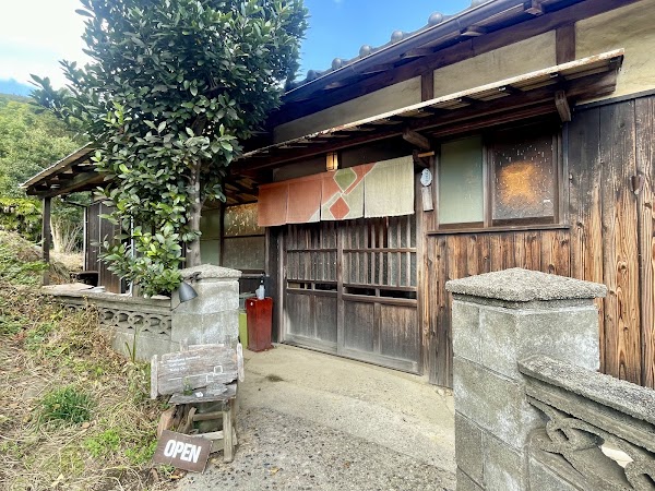 Cafe Salon Nakaoku 3