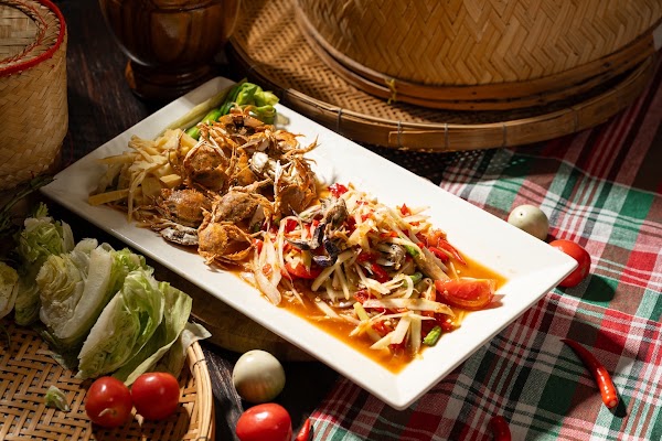 โฮแซว Isan Commons - อาหารอีสาน ย่านมหิดล เชียงใหม่ 5