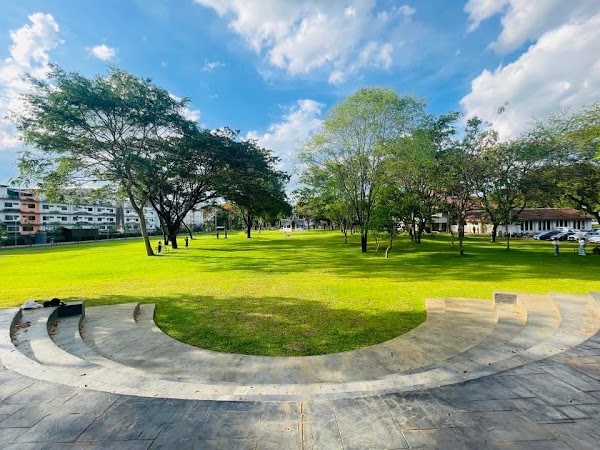 Chiang Mai Railway Station Park