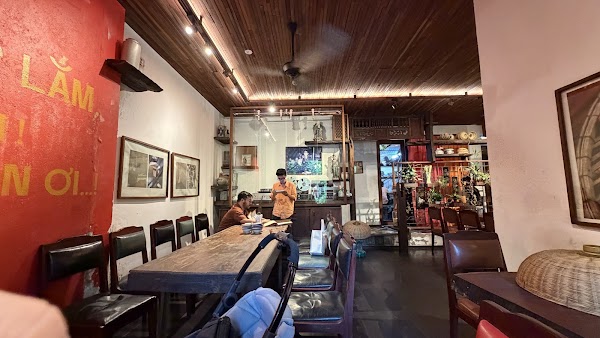 Cuc Gach Restaurant 2