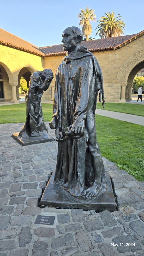 Memorial Court 5