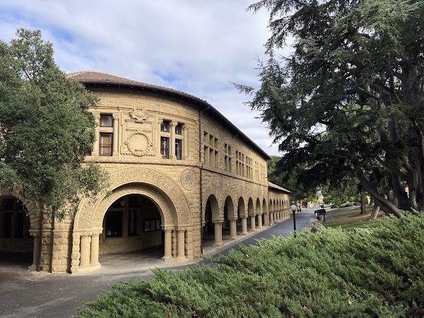 Memorial Court 4