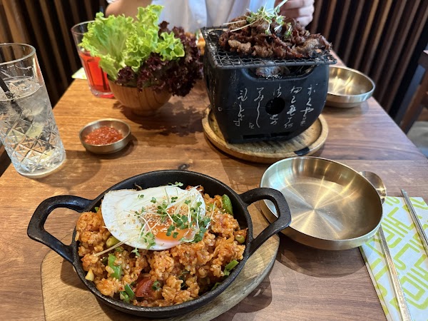 Kimchee Restaurant & Bar 3