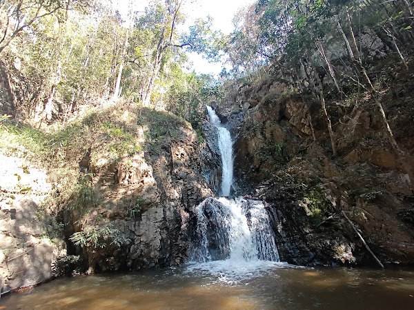 Startpoint Mae Yen Waterfall 1
