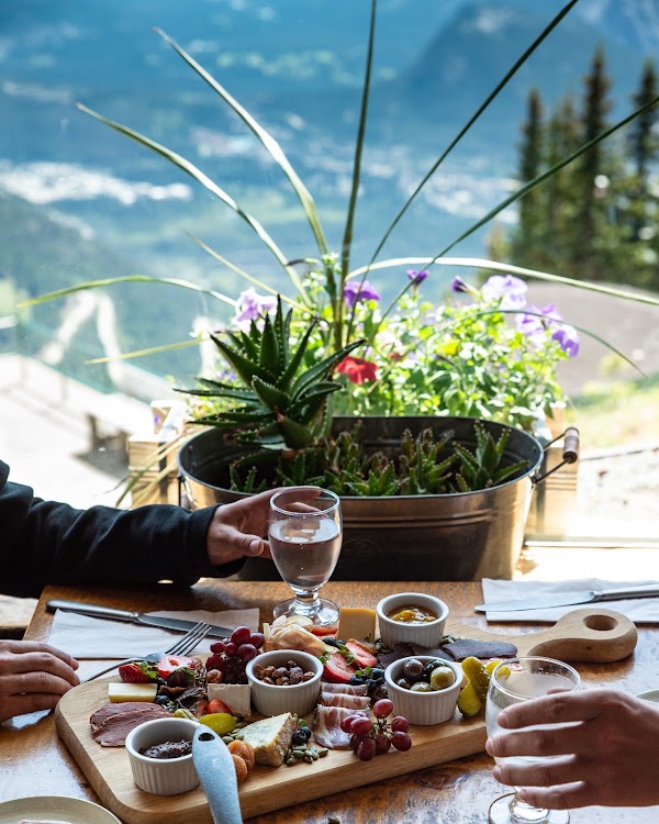 Cliffhouse Bistro 5