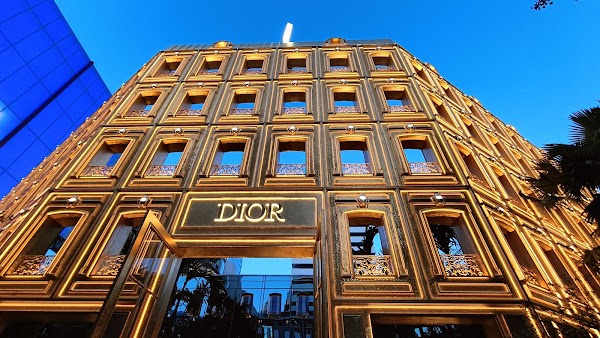 DIOR Gold House