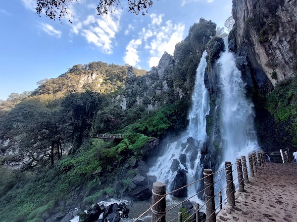 Cascada Las Brizas 1