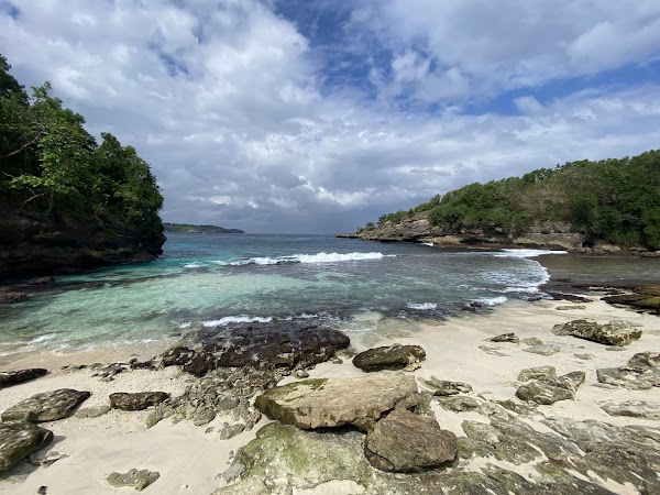 Secret Point Beach