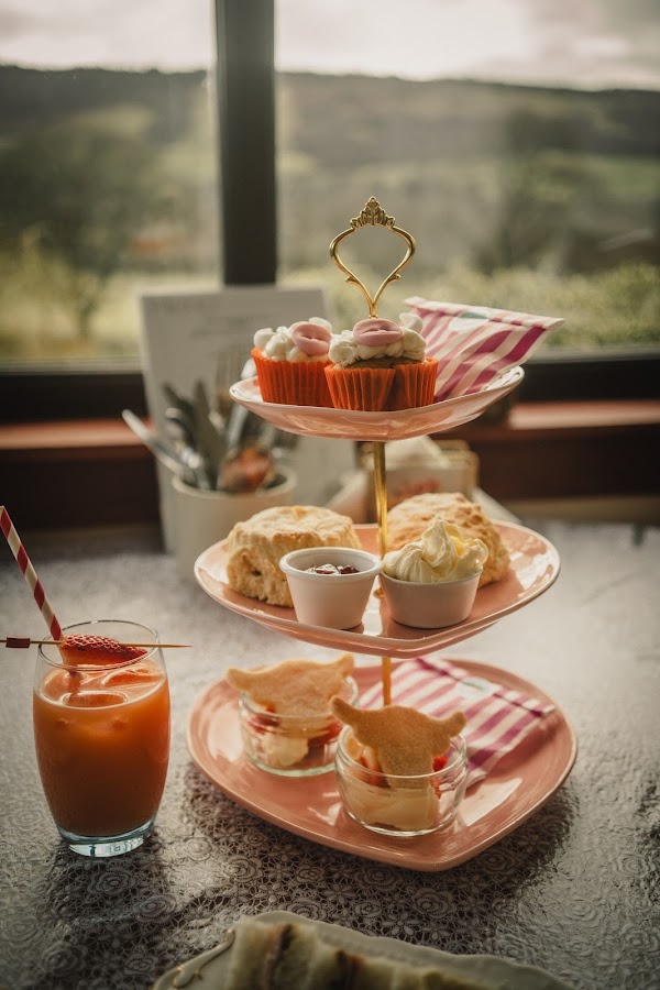 Drumbuie Farm B & B and Quila Cridhe Tearoom 4