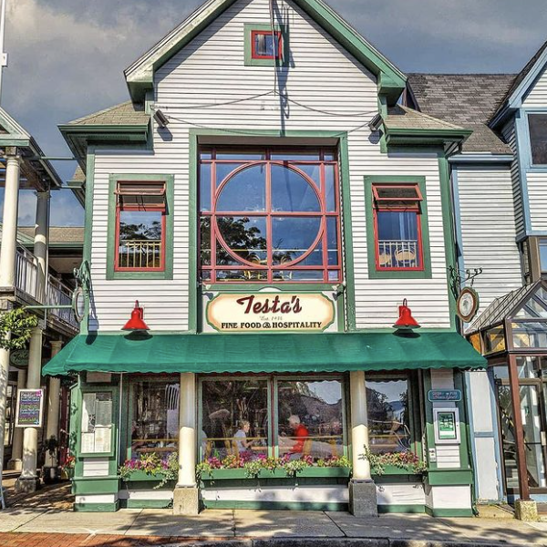 Testa's Bar & Grill 1