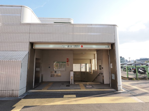 Sanjo Keihan Station 4