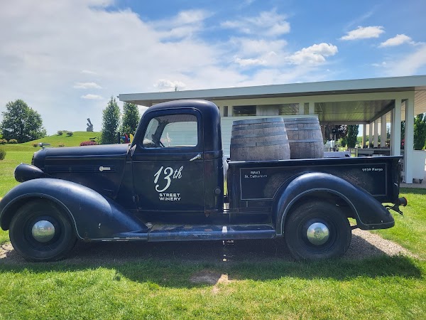 13th Street Winery 4