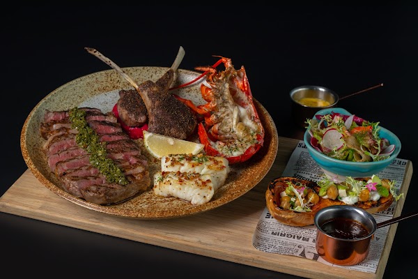 Horizon Rooftop Restaurant and Bar 5