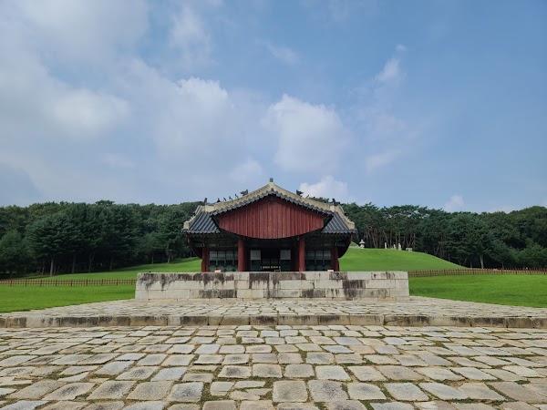 Yungneung and Geolleung Royal Tombs 5