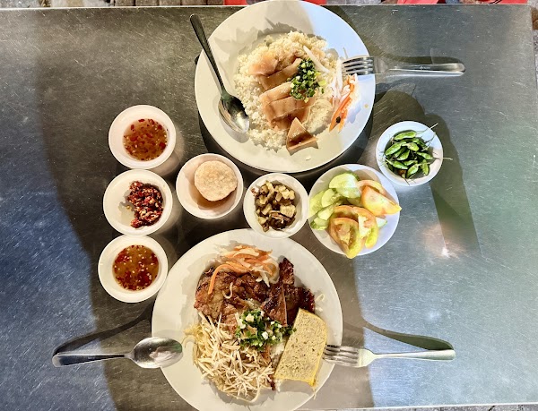 Cơm Tấm Bãi Rác 2