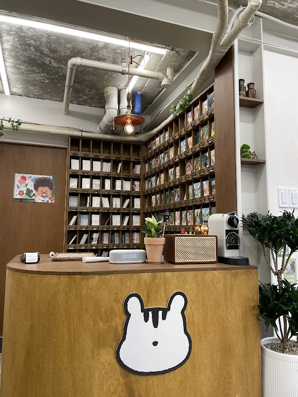 도토리 캐리커쳐 성수점 2