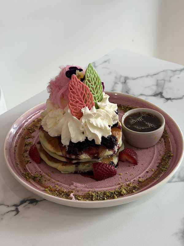 Blooming Cafe and Restaurant 4