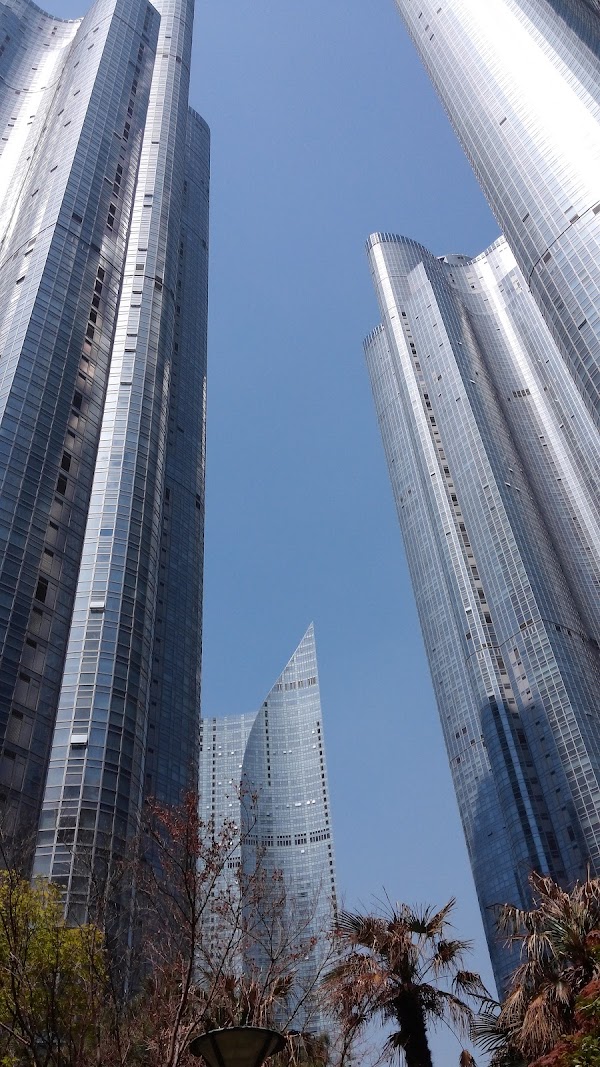 Daewoo Marina Apt.