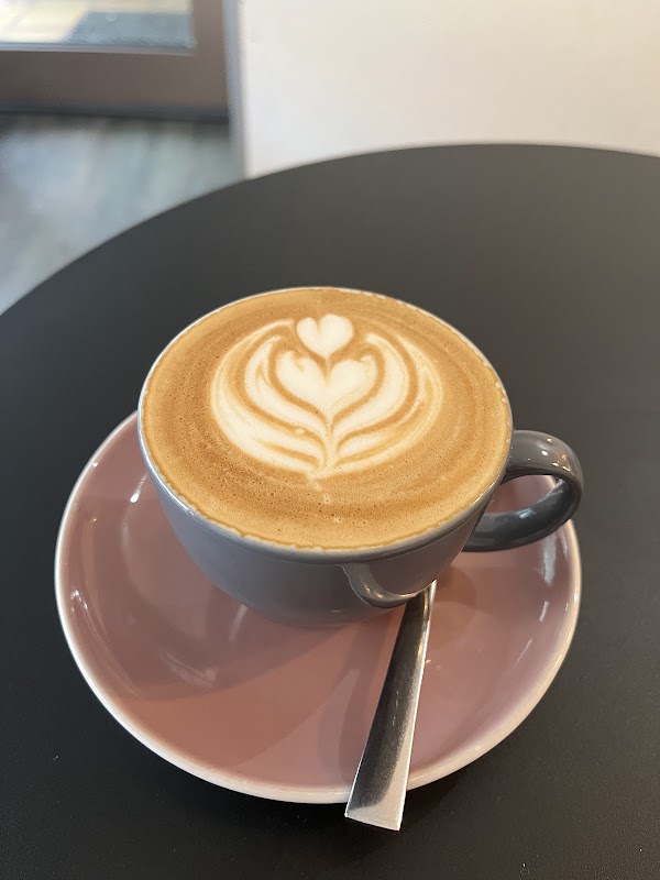 Elli's Café 4