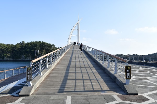 Saeseom Island Saeyeongyo Bridge
