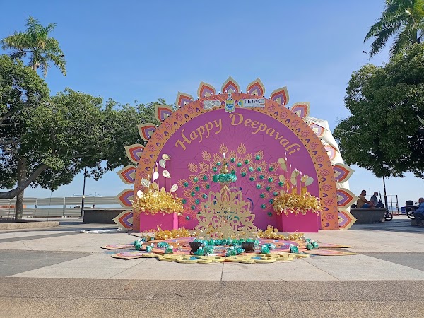 Esplanade 3