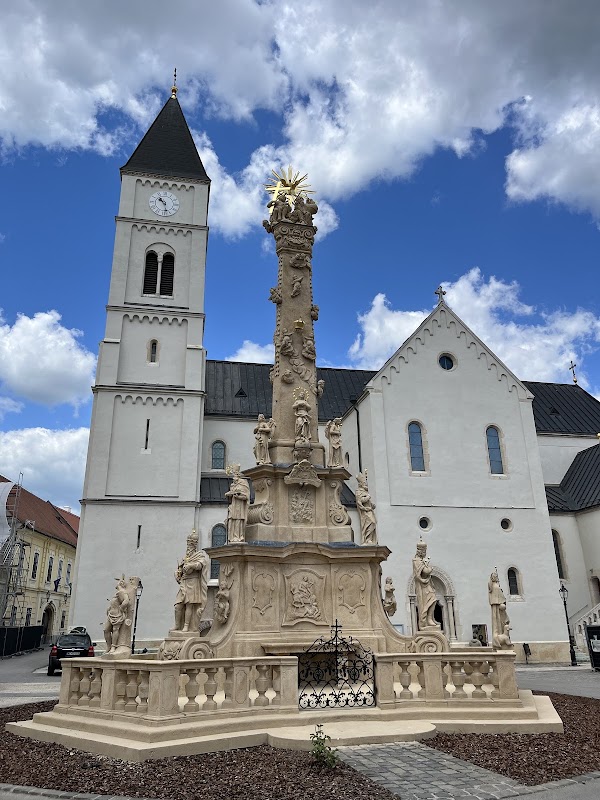 Holy Trinity statue