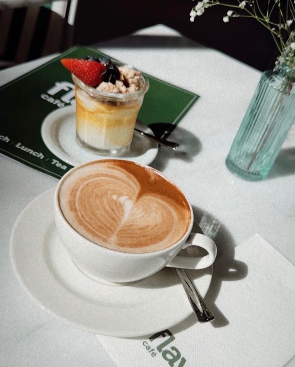Flav's Café - Nice 3