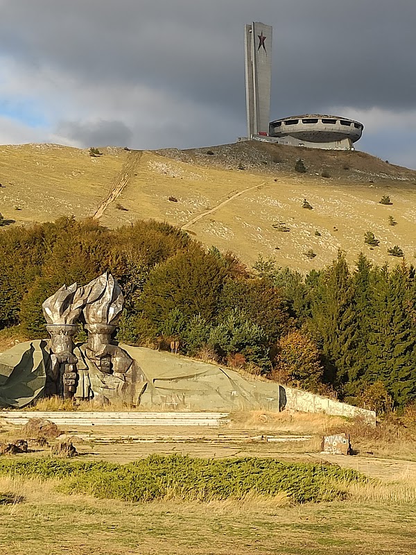 Паметник на Бузлуджа 3