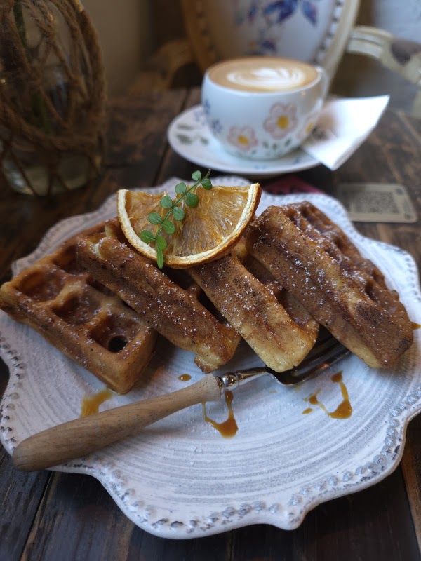 White Cafe 2