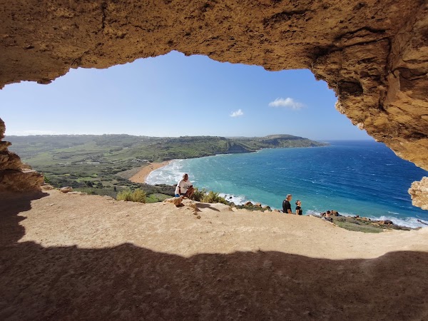 Mixta Cave 1