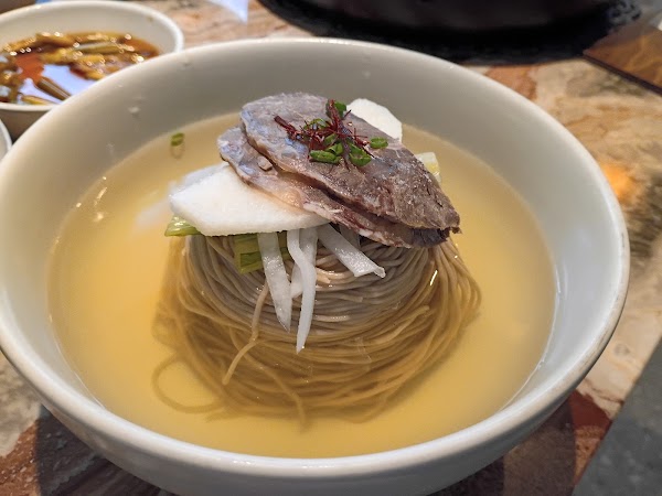 Gwangpyeong Pyeongyang Naengmyeon & Galbi Samseong Branch 3