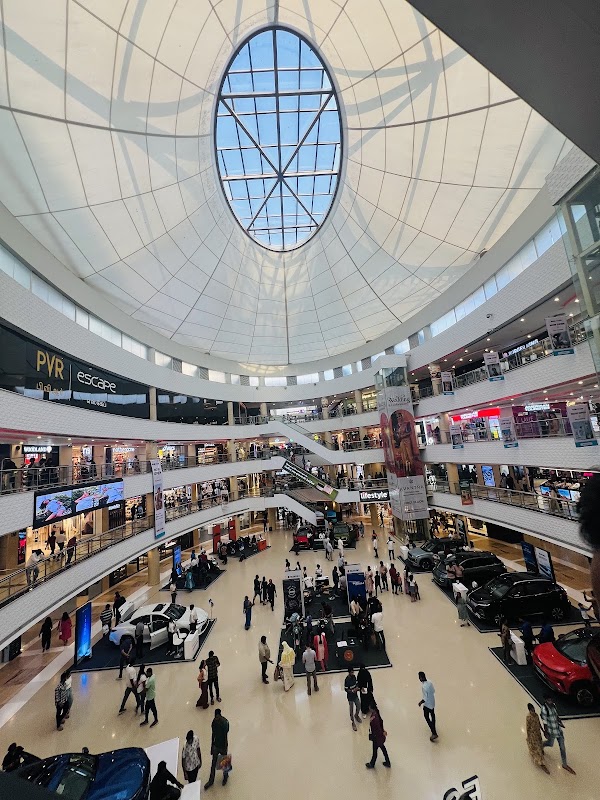 Express Avenue Mall 1