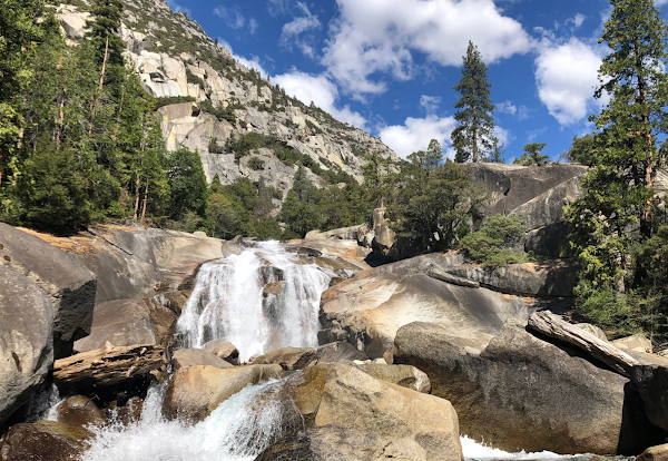 Mist Falls 1