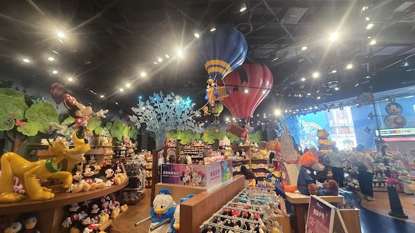 Disney China Flagship Store 5