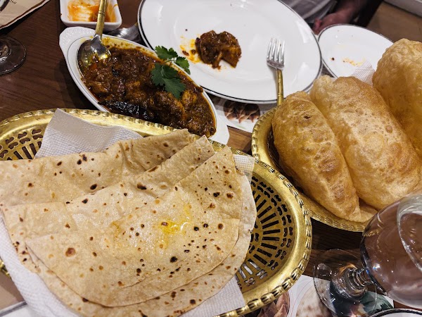 Chakraa Authentic Indian Restaurant 3