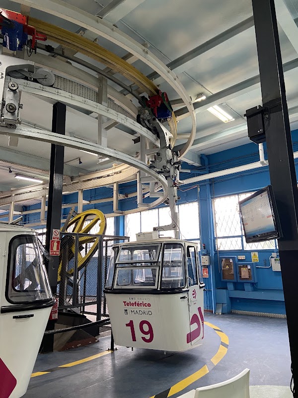 Teleférico en Rosales 2