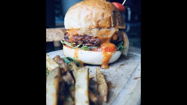 Nourish Bistro Banff 5