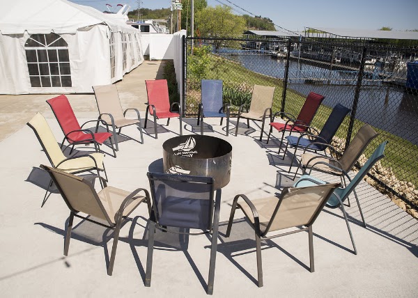 Yardarm Riverfront Bar & Grill 1